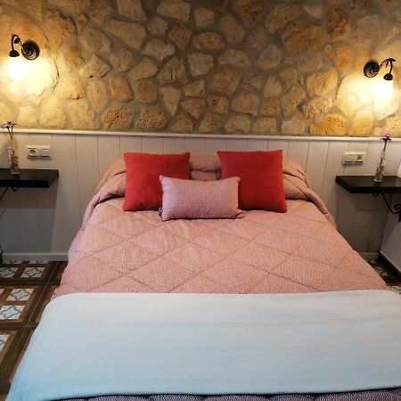La Casa De Abajo Guest House Setenil De Las Bodegas Bagian luar foto